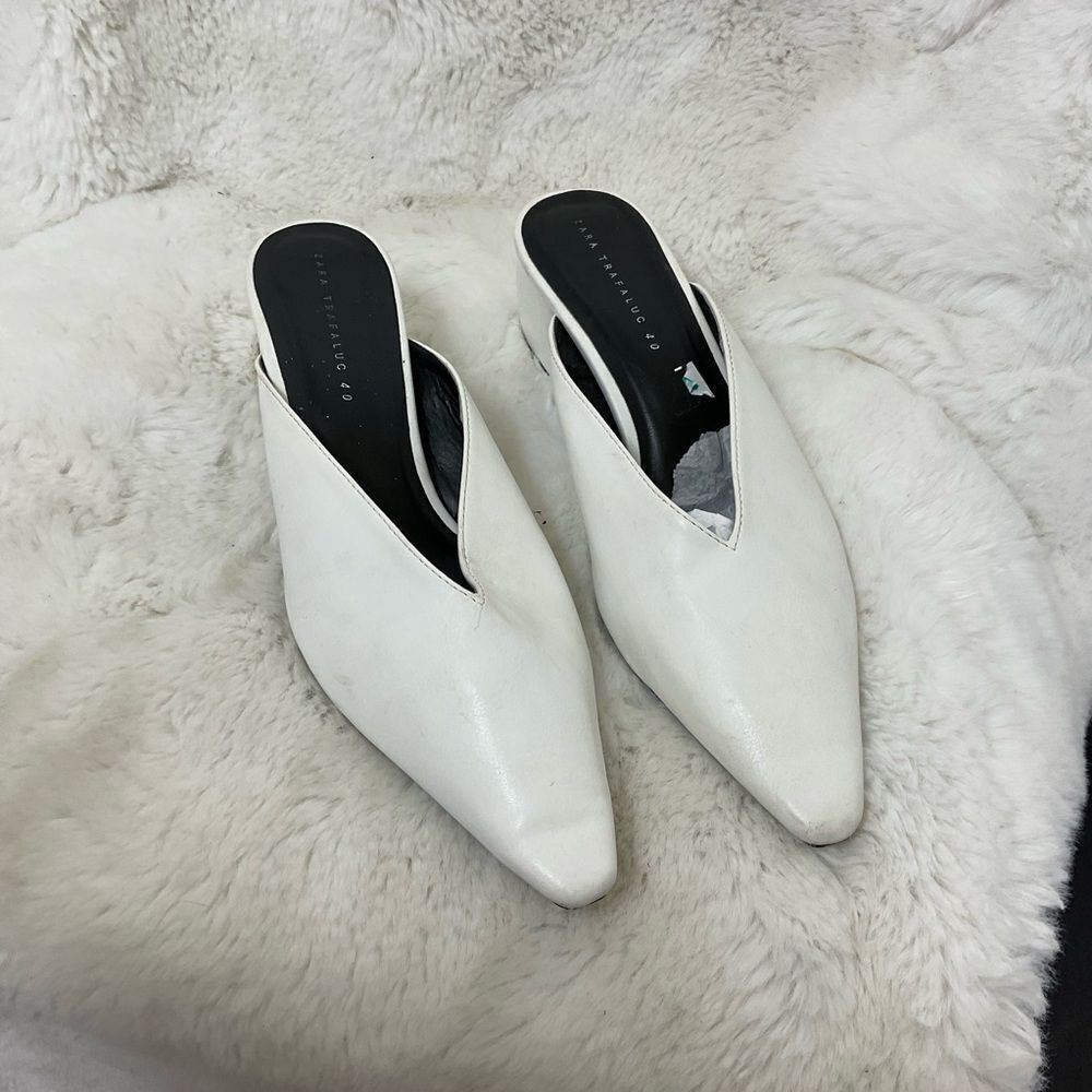 ZARA V Cut Pointed Tow Chunky Heel Mules US 9 EUR 40 - Picture 12 of 14